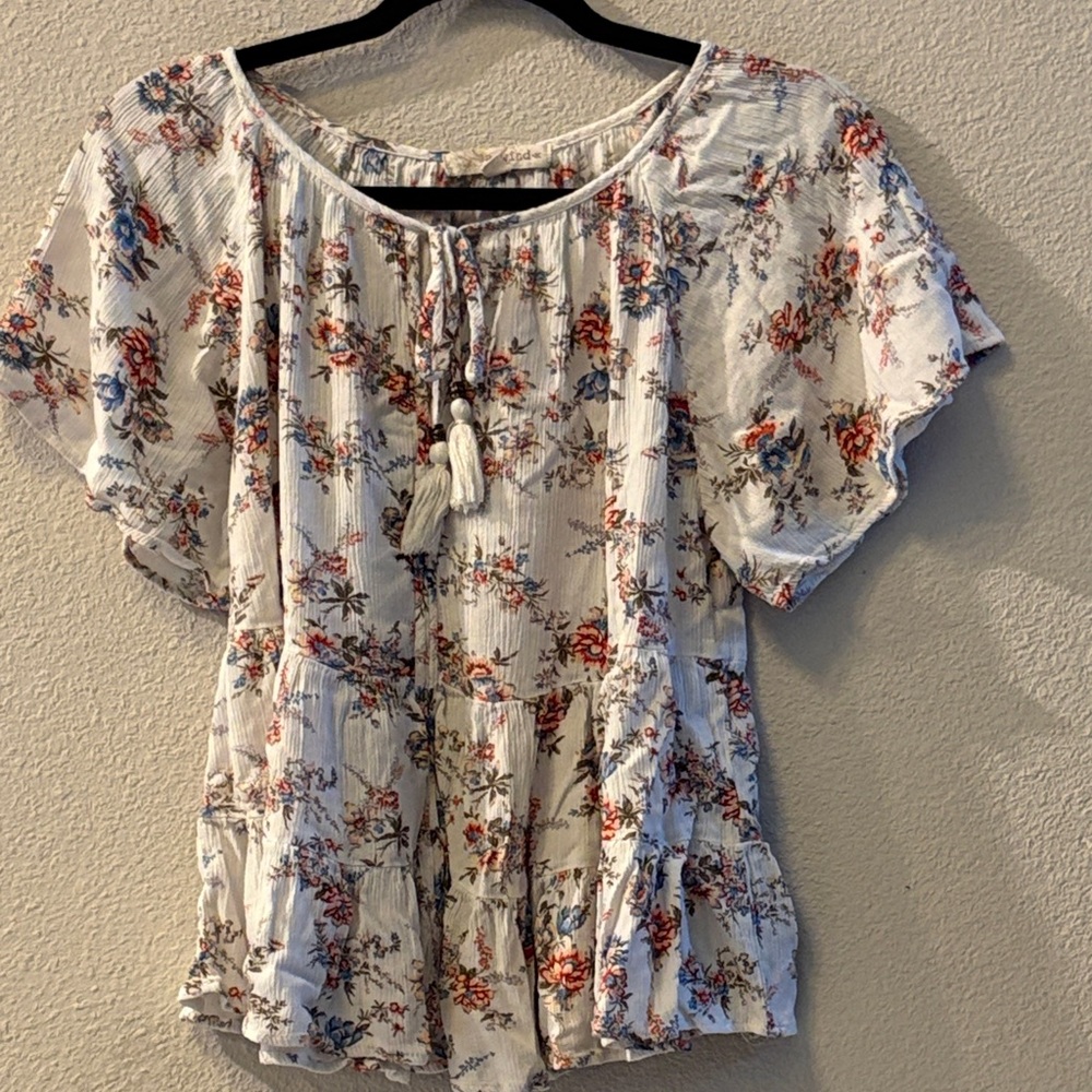 Rewind White Floral Peasant Top with Red & Blue Blooms